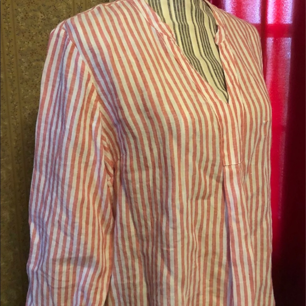 LL Bean Long Sleeve Pink and White Pin Stripe Blouse
